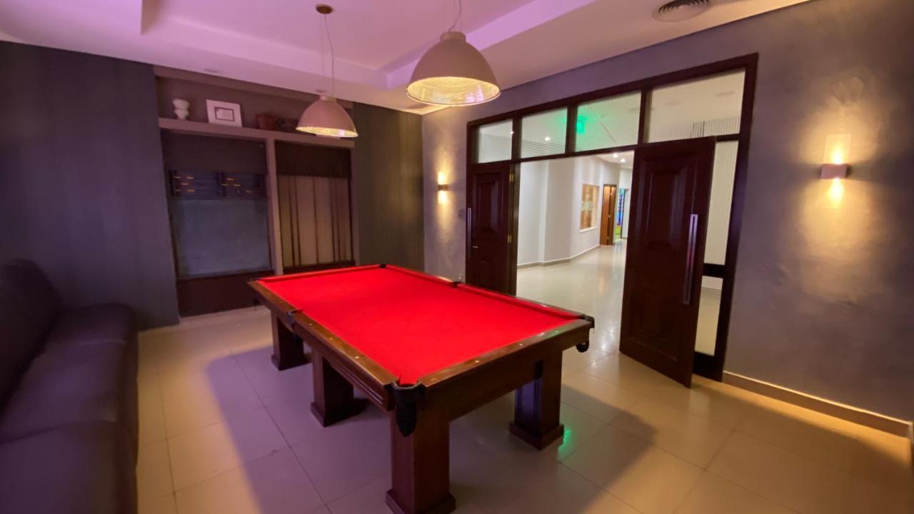 Parque Balneario Hotel Santos By Castelo Itaipava Exterior photo A pool table at the hotel