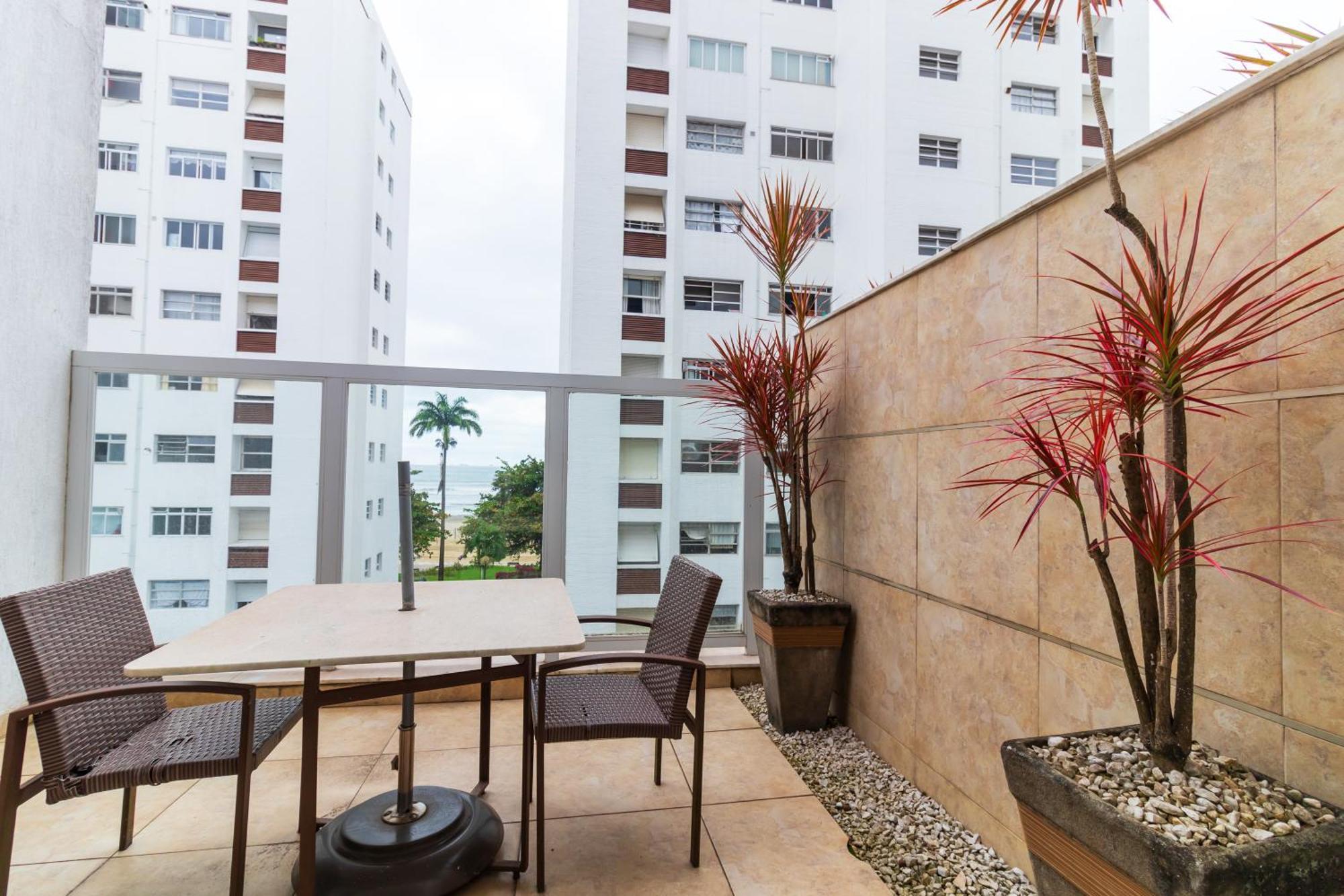 Parque Balneario Hotel Santos By Castelo Itaipava Exterior photo The courtyard at the hotel