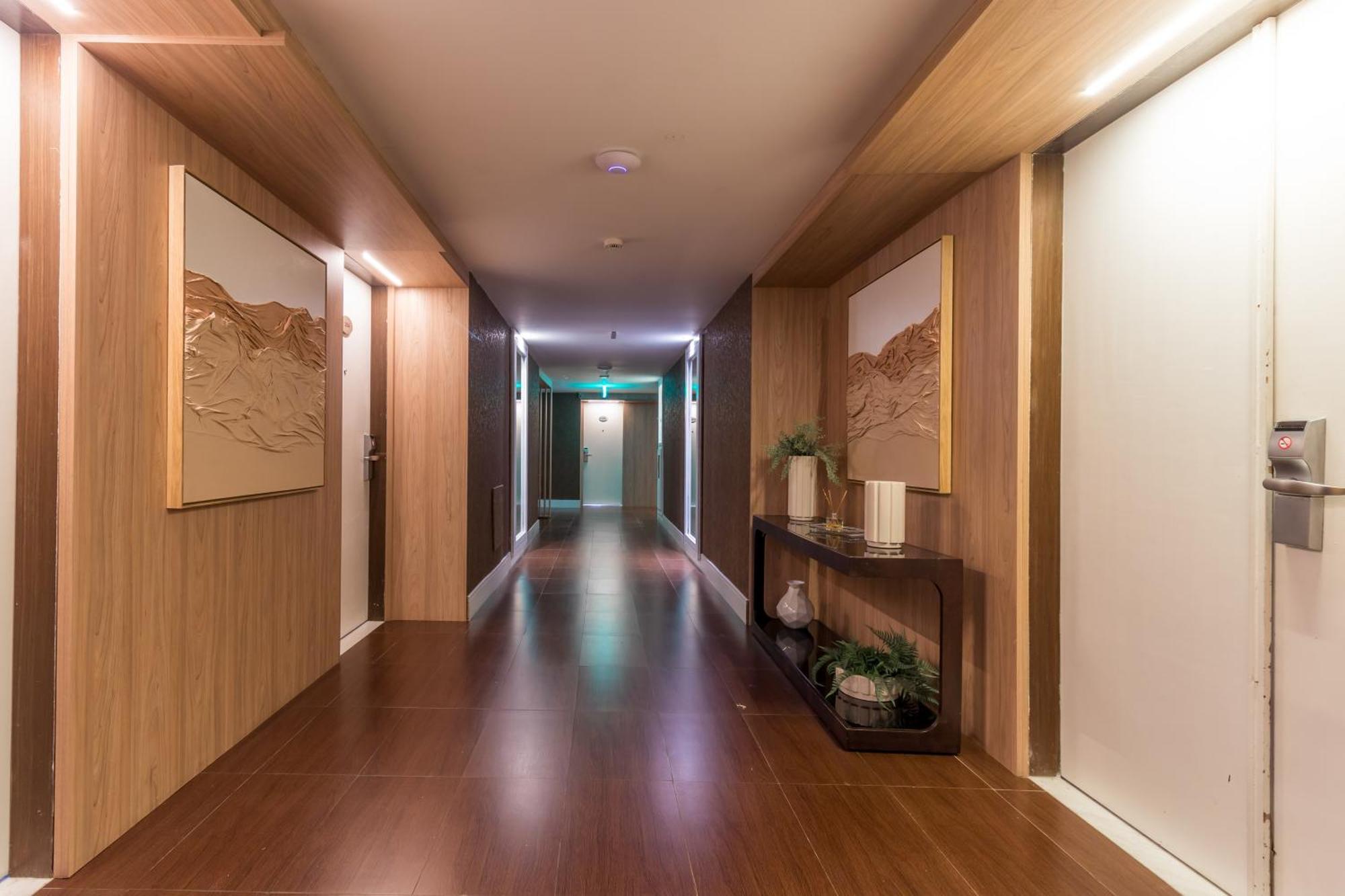 Parque Balneario Hotel Santos By Castelo Itaipava Exterior photo A corridor at the hotel