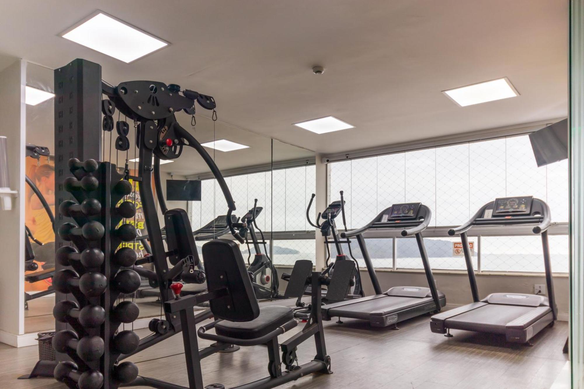 Parque Balneario Hotel Santos By Castelo Itaipava Exterior photo A gym in a hotel